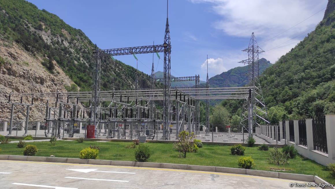 Представители дипкорпуса ознакомились с работами по восстановлению ГЭС в Карабахе (ФОТО)