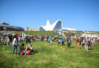Heydər Əliyev Mərkəzinin parkında “Uşaq festivalı” keçirilib (FOTO)
