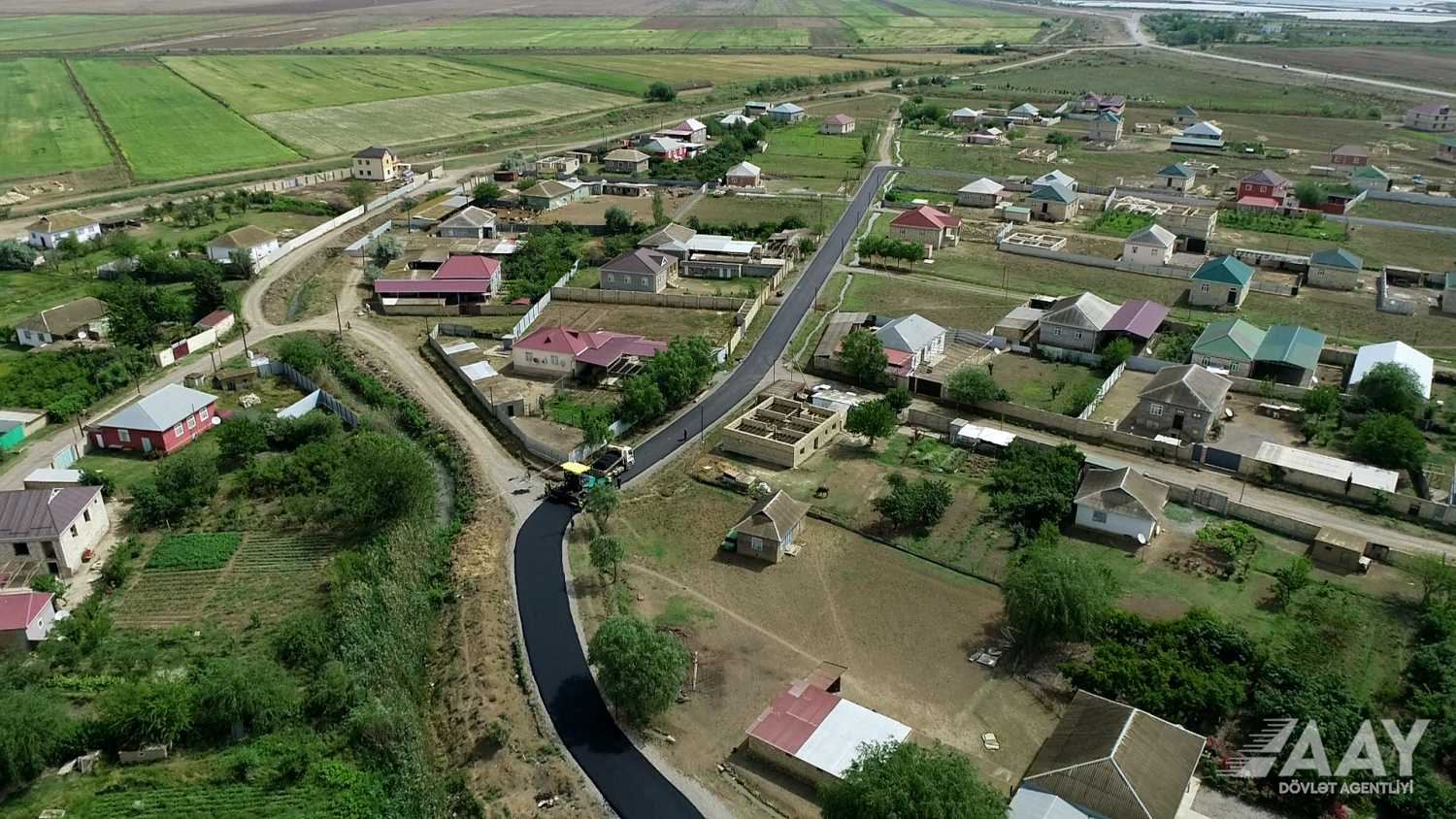 В Билясуваре реконструируется автодорога Алиабад-Хырмандалы-Бейдили (ФОТО/ВИДЕО)
