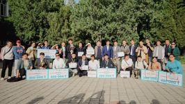 Qazaxıstan və Qırğızıstanda Debat Çempionatları keçirilib (FOTO)