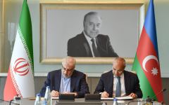 Azerbaijan, Iran sign memorandum (PHOTO)