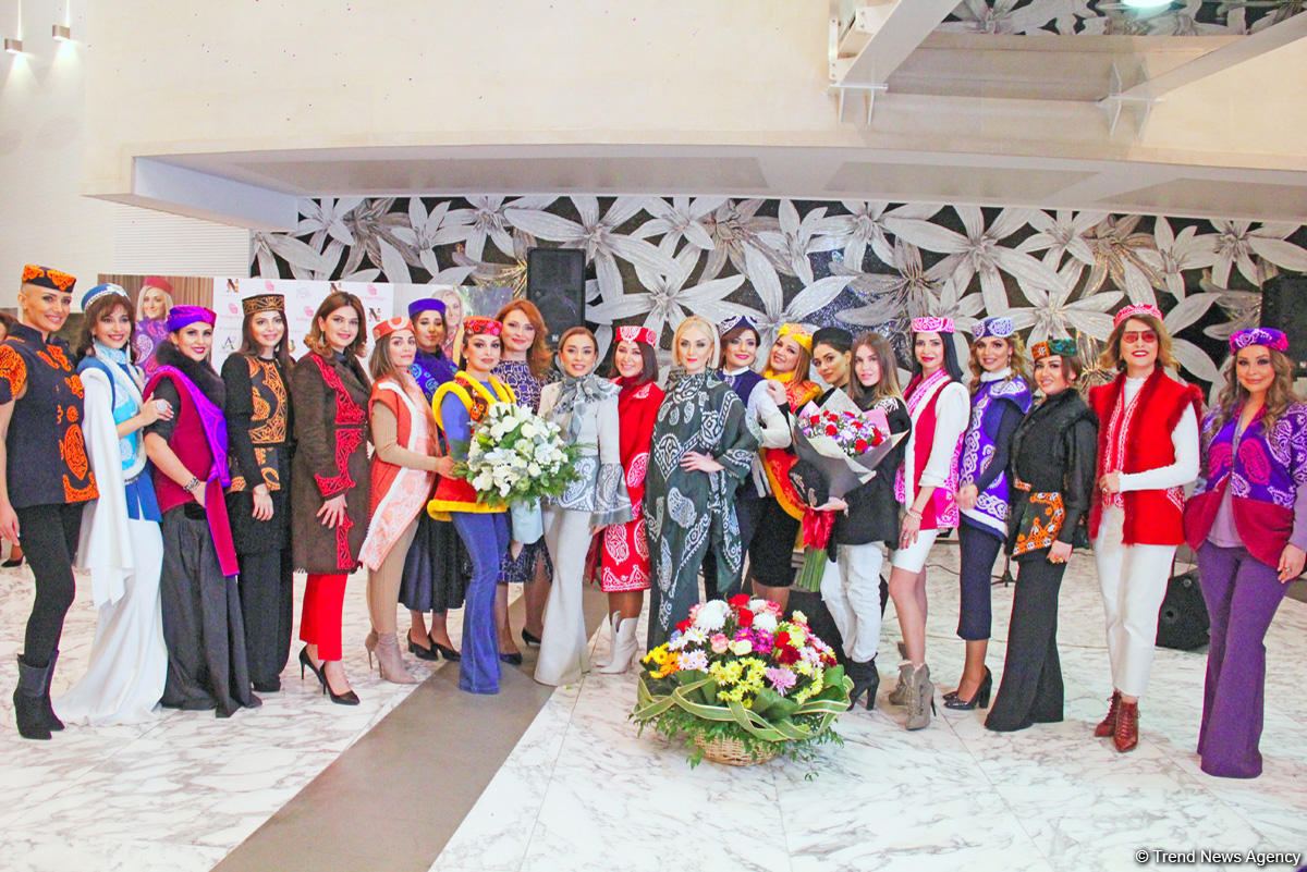 Гюльнара Халилова отмечает юбилей – жизнь во имя развития и пропаганды азербайджанской национальной одежды (ФОТО)