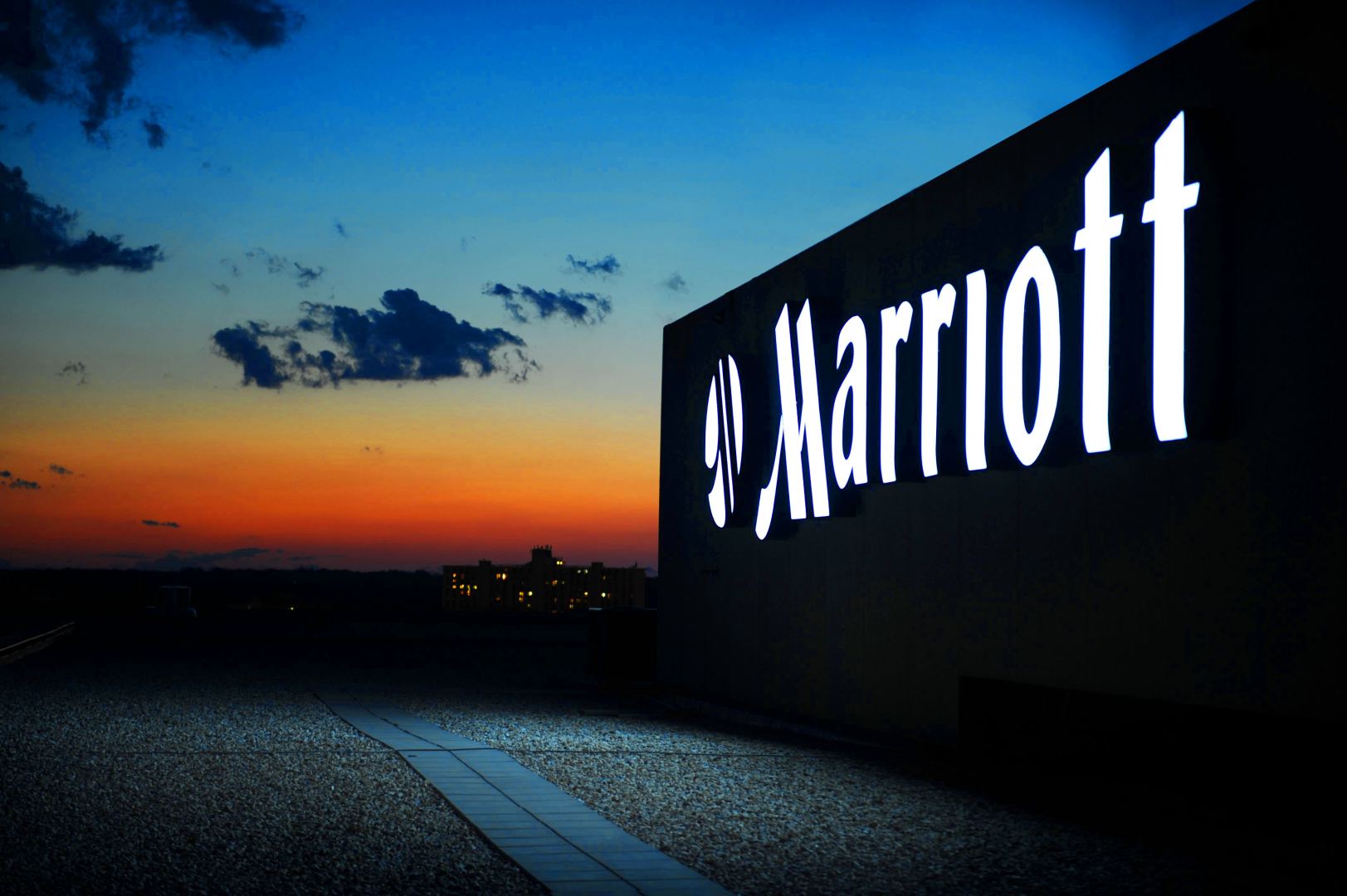 Marriott International приостановила деятельность в РФ