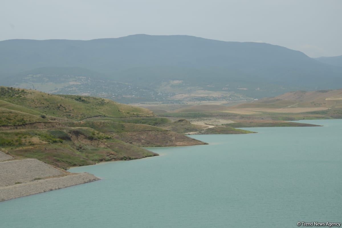Azerbaijan to build more reservoirs (PHOTO)