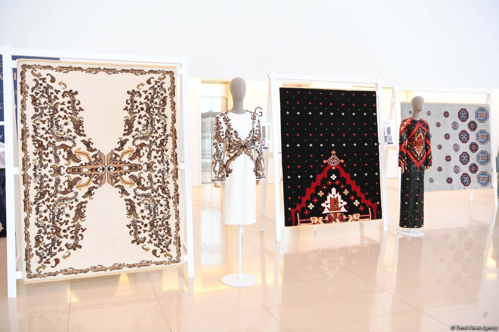 Azerbaijan holds presentation of new carpets, сolorful "AFFFAIR in Carpets" fashion show at Heydar Aliyev Center (PHOTO)