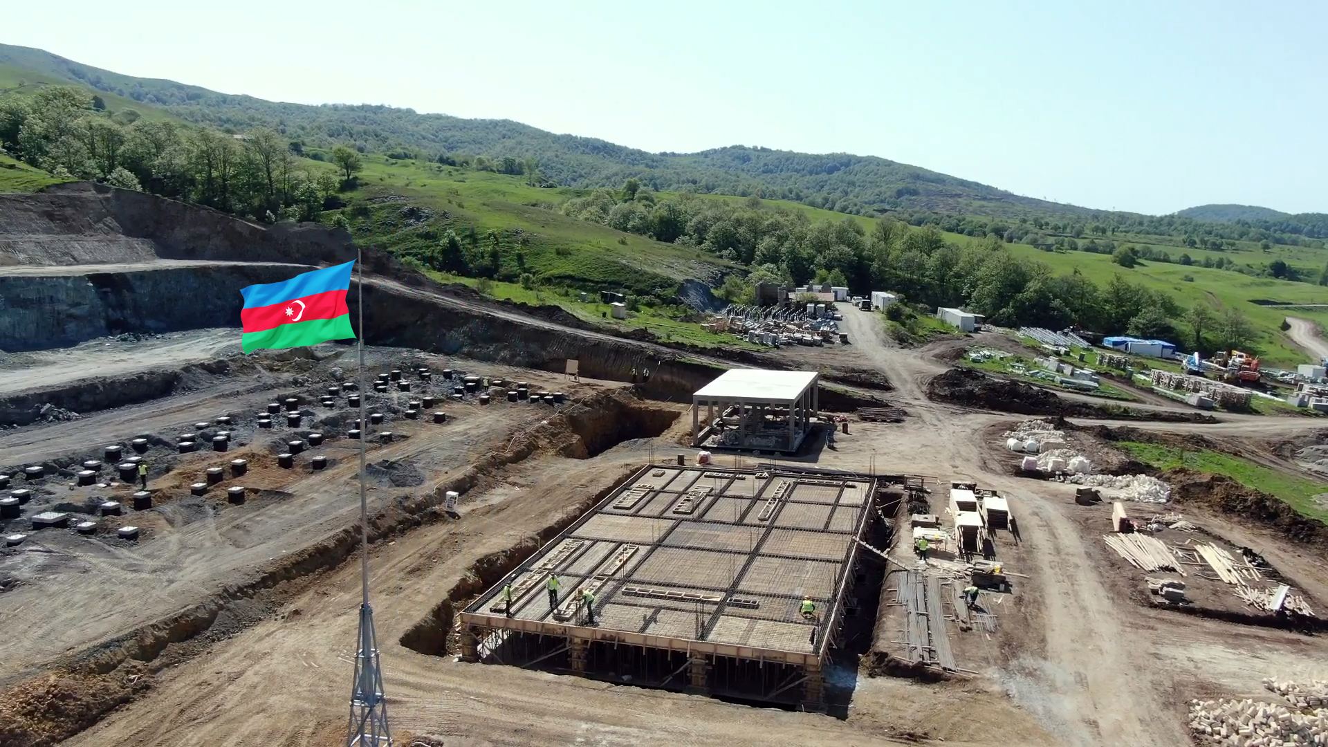 Azerbaijan laying high voltage power line from Kalbajar to Lachin (PHOTO/VIDEO)