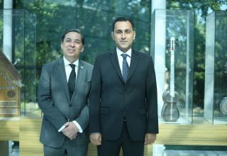 Посол Бразилии в Азербайджане посетил Международный центр мугама