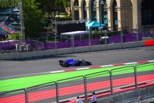 First practice session of F-1 drivers in Baku wraps up (PHOTO)