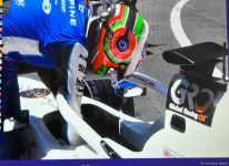 Два болида вышли из строя в основной гонке "Формулы-2" в Баку (ФОТО)
