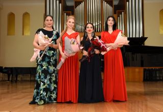 Любовь к классической музыке добавляет женщине привлекательности – настоящее искусство в Баку (ВИДЕО, ФОТО)