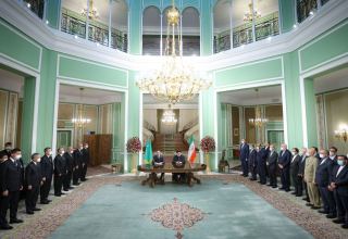 Documents signed between Iran, Turkmenistan could enhance co-op - Iranian president (PHOTO)