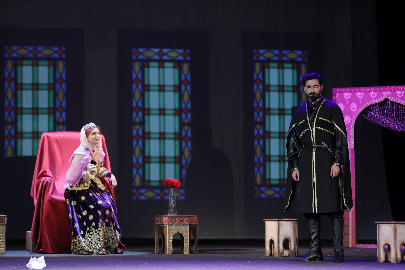 Bakı Bələdiyyə Teatrında “Xan qızı” tamaşasının premyerası olub (FOTO)