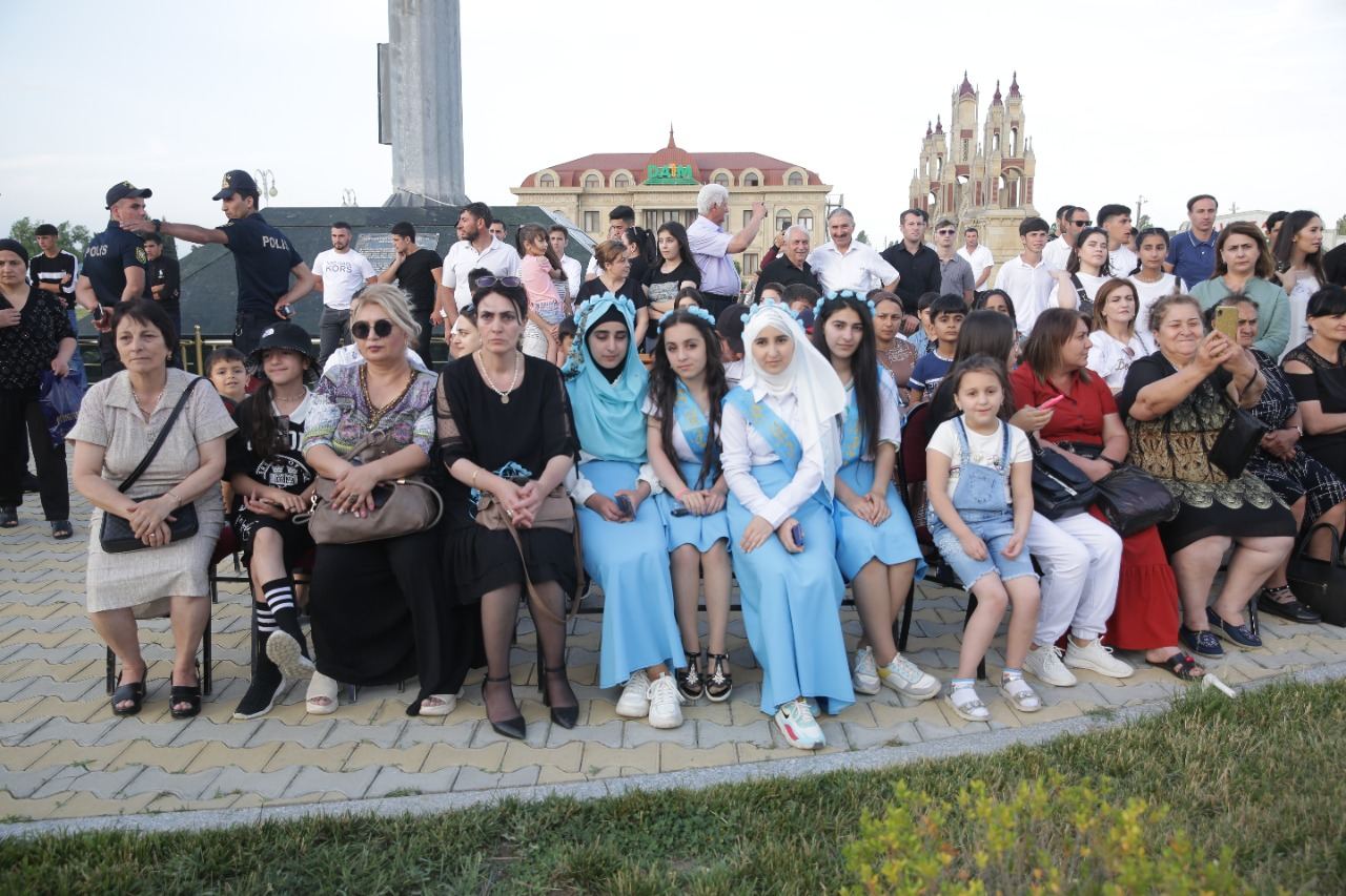 Xaçmazda Milli Qurtuluş Günü ilə əlaqədar bayram konserti keçirilib (FOTO)