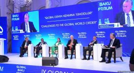 IX Qlobal Bakı Forumu çərçivəsində dördüncü panel iclası keçirilib (FOTO)