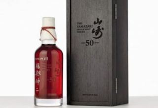 Бутылку японского виски Yamazaki продали на аукционе в США за $600 тыс.