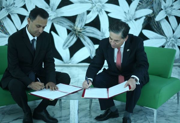 Международный центр мугама и посольство Бразилии  подписали меморандум о сотрудничестве (ФОТО)