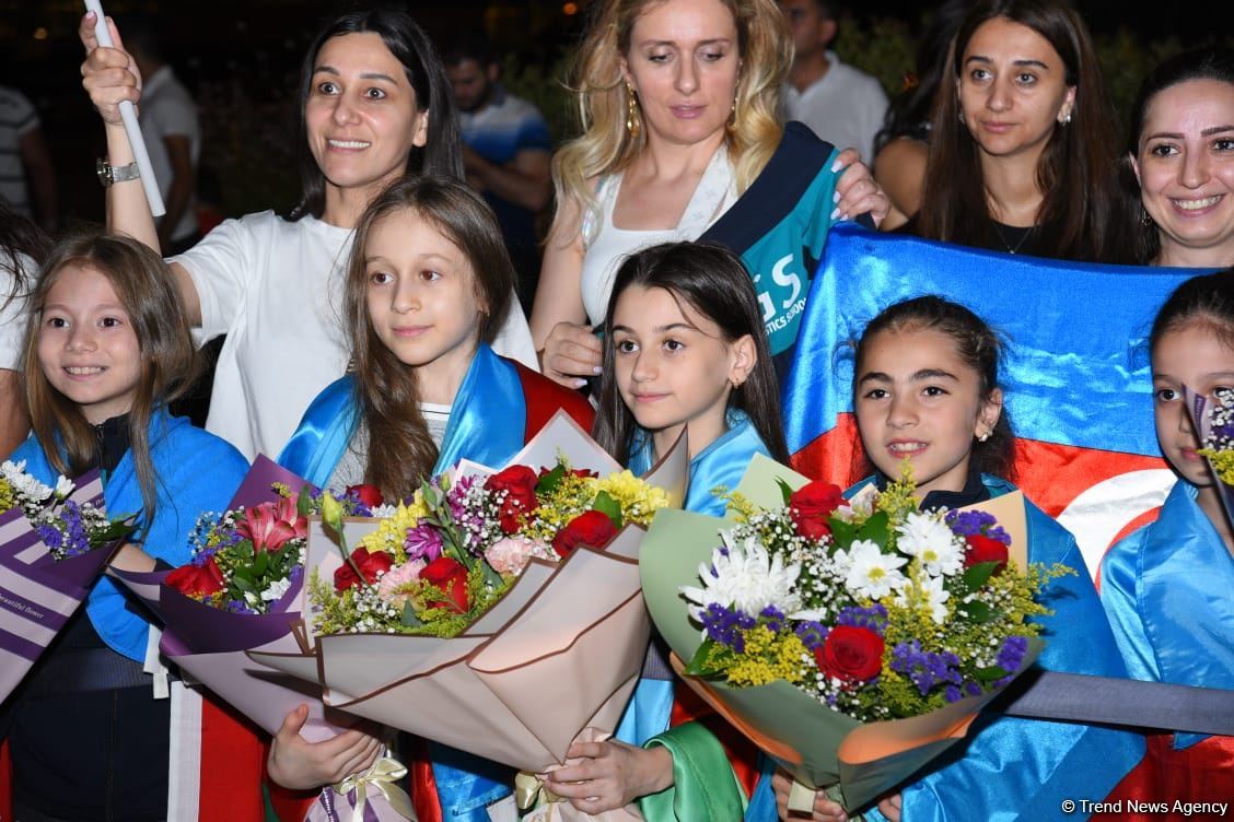 Gimnastlarımız İsraildə keçirilən Avropa çempionatından dörd medalla qayıdıblar (FOTO)