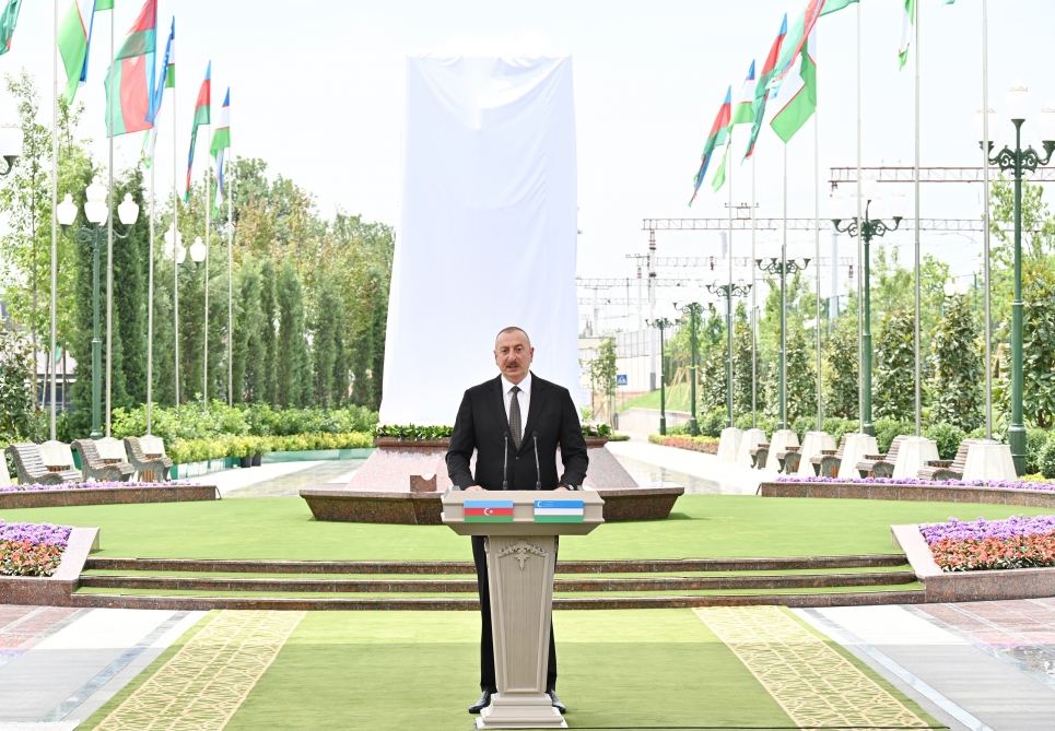 Президент Ильхам Алиев: В Узбекистане очень хорошо знают отношение Гейдара Алиевича к узбекскому народу, к Узбекистану