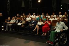 Мюневвер Алиева в образе мстительной, жестокой и изворотливой Медеи – премьера в Баку (ФОТО)