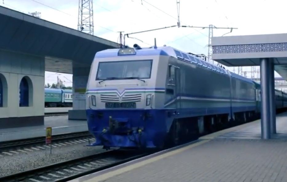 "Железные дороги Узбекистана" закупят электропоезда