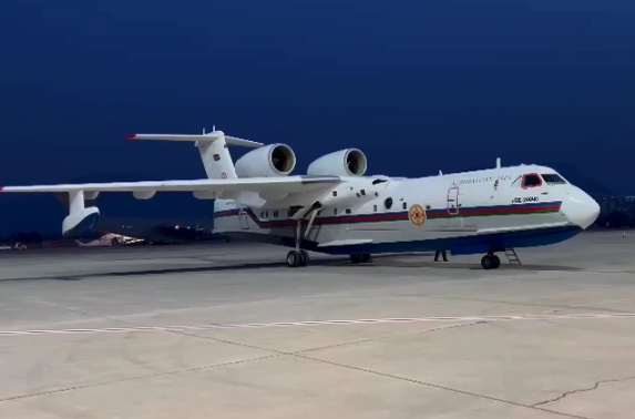 Самолет-амфибия МЧС Азербайджана прибыл в Турцию (ВИДЕО)