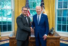 Посол Азербайджана в США встретился с Байденом (ФОТО)