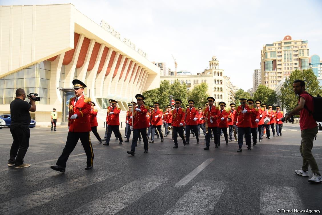 Military bands perform on occasion of Day of Azerbaijani Armed Forces (PHOTO/VIDEO)