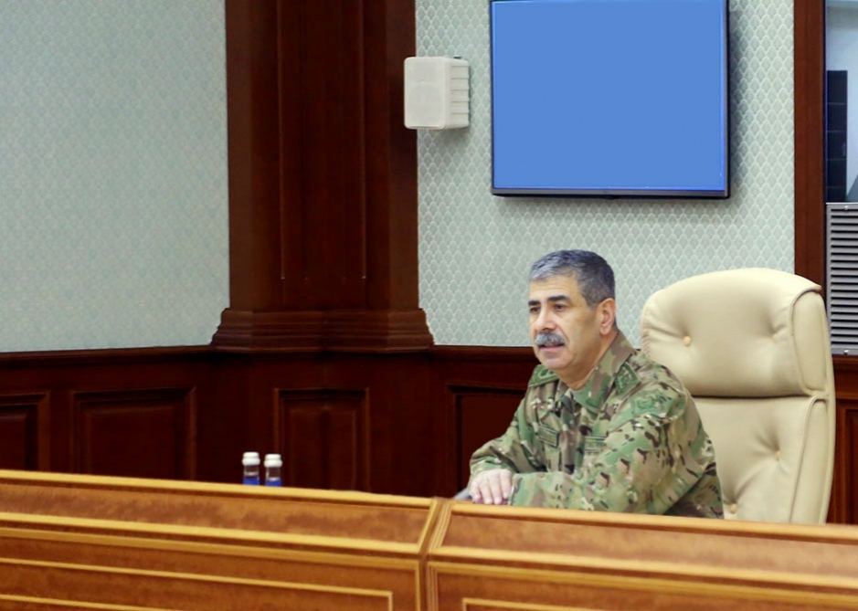 Закир Гасанов поздравил личный состав азербайджанской армии с праздником Гурбан
