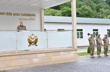 President Ilham Aliyev hands over battle flag to commando military unit in Kalbajar district (PHOTO)