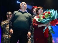 Герои Карабахской войны – отцы и сыновья, матери и дочери (ФОТО)