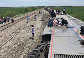 3 dead, at least 50 injured after Amtrak train derails in Missouri: Officials