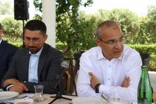 Представители Фонда возрождения Карабаха провели встречу с предпринимателями (ФОТО)