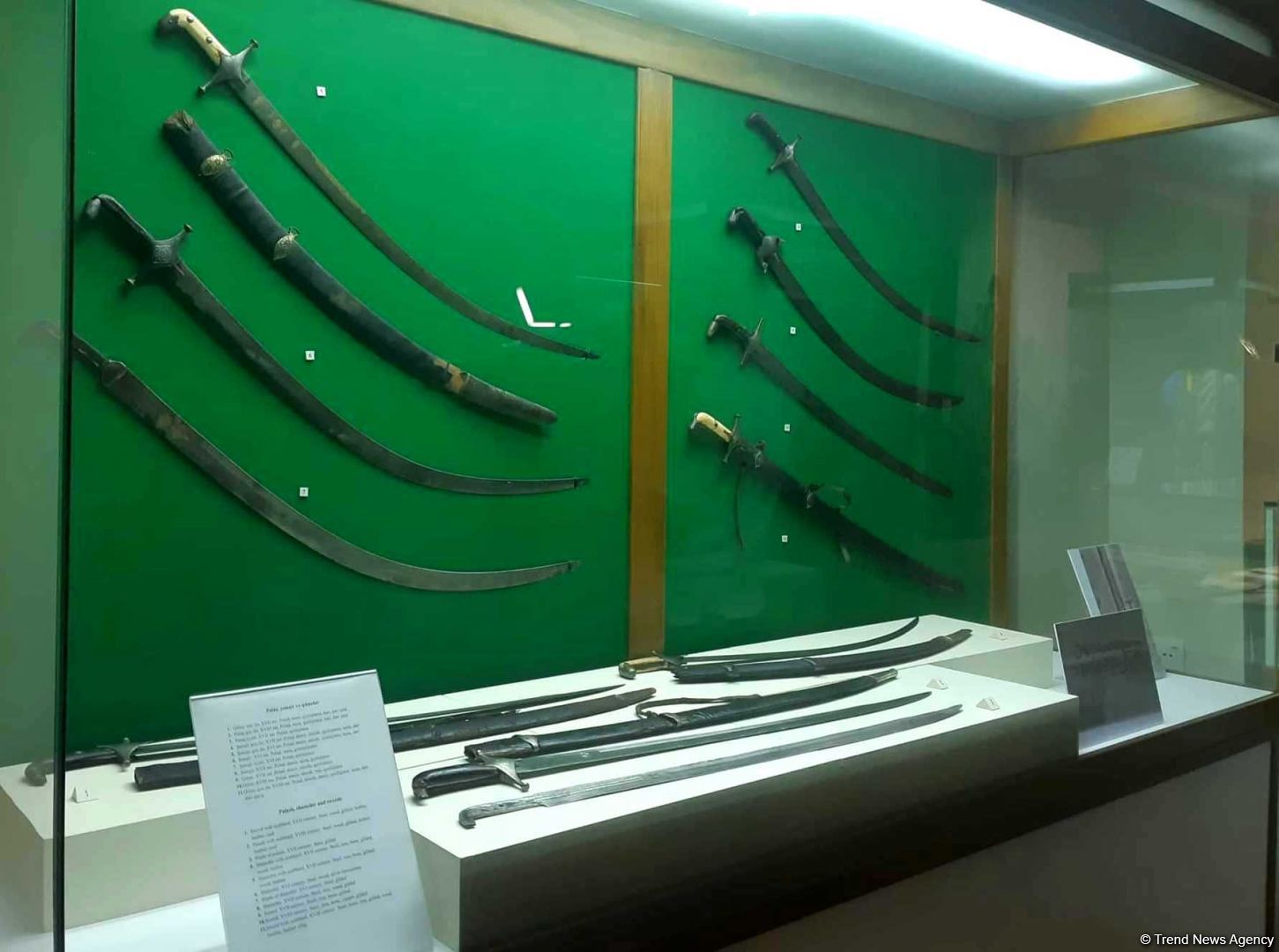 Мистическая красота азербайджанского оружия - в Баку открылась уникальная выставка (ФОТО)