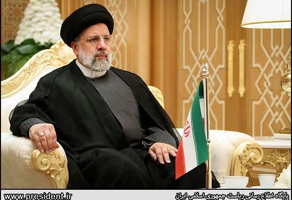 Президент Ирана ввел в эксплуатацию 14-ю очередь месторождения "Южный Парс"