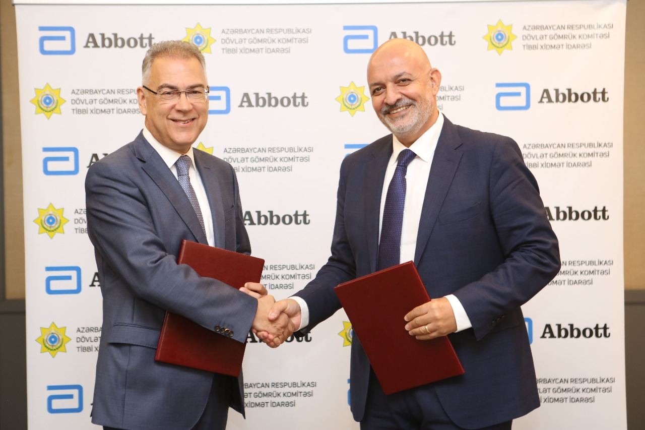 Подписан Меморандум о взаимопонимании между Управлением Медицинской Службы Государственного Таможенного Комитета Азербайджанской Республики и Abbott (ФОТО)