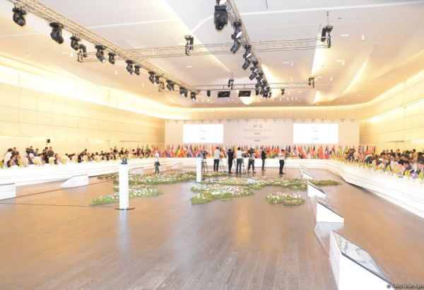 Бакинская конференция заслуживает высокой оценки за развитие отношений на парламентском уровне - вице-спикер парламента Венесуэлы