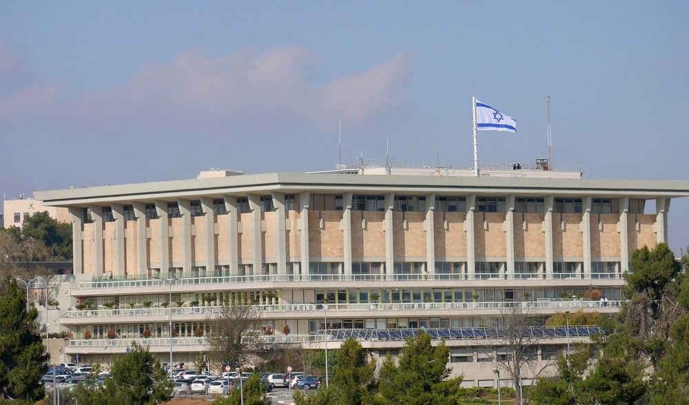 Голосование о самороспуске парламента Израиля перенесли на четверг