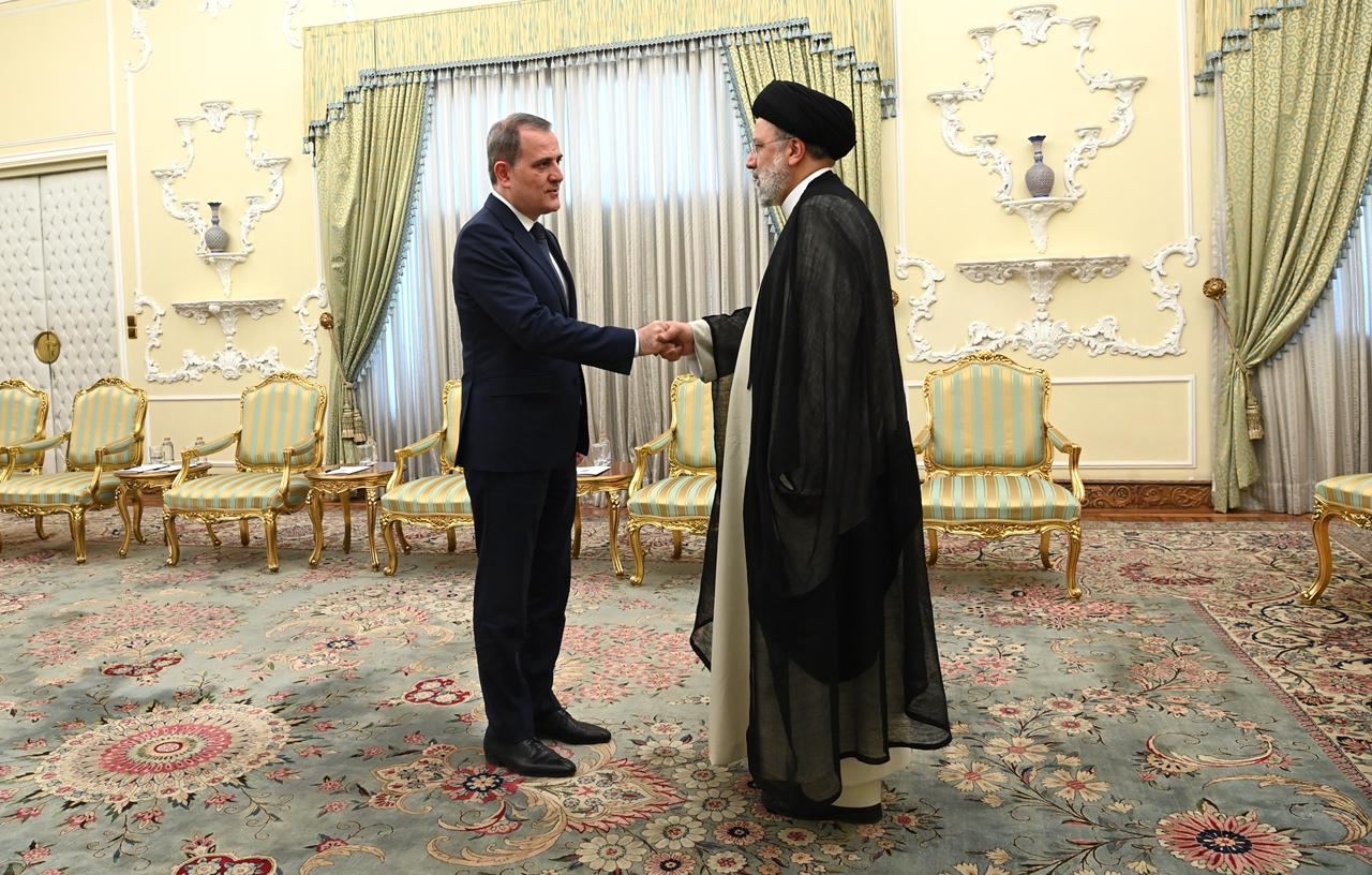 Ceyhun Bayramov İran Prezidenti ilə görüşüb (FOTO)