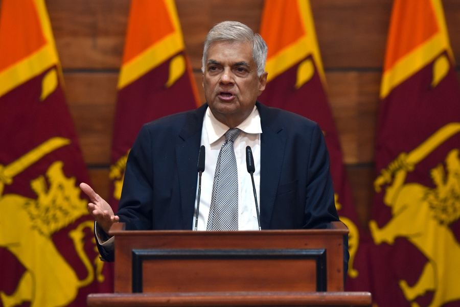 Şri-Lankanın baş naziri prezident vəzifələrinin icrasına başlayıb