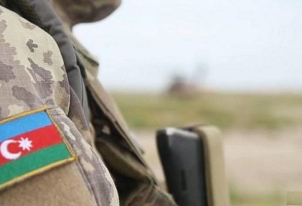 Азербайджанский военнослужащий погиб в результате выстрела из оружия
