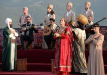 В рамках Дней поэзии Вагифа на Джыдыр дюзю состоялся концерт-спектакль (ФОТО)