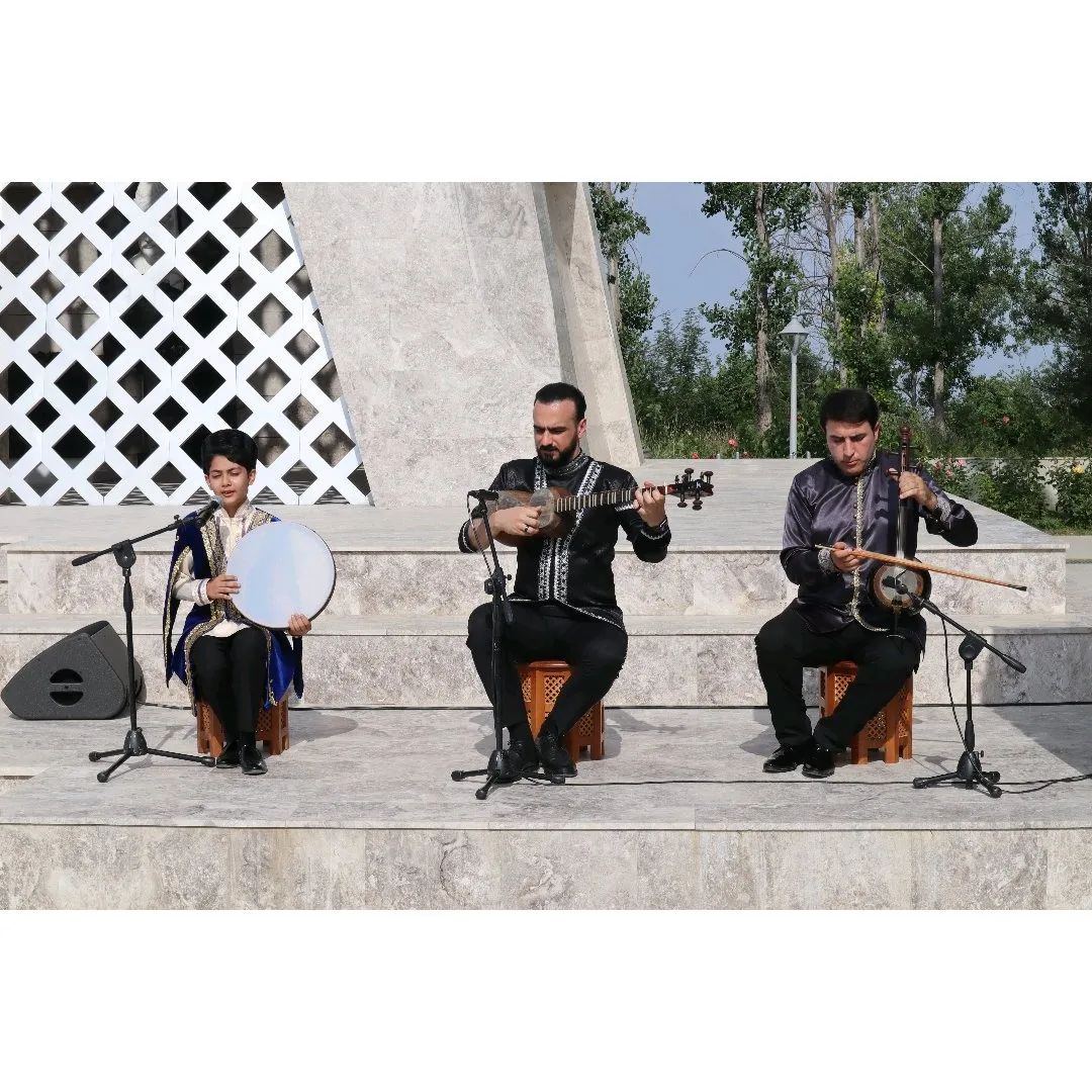 Первый вице-президент Мехрибан Алиева на официальной странице в Instagram поделилась публикациями в связи Днями поэзии Вагифа в Шуше (ФОТО/ВИДЕО)