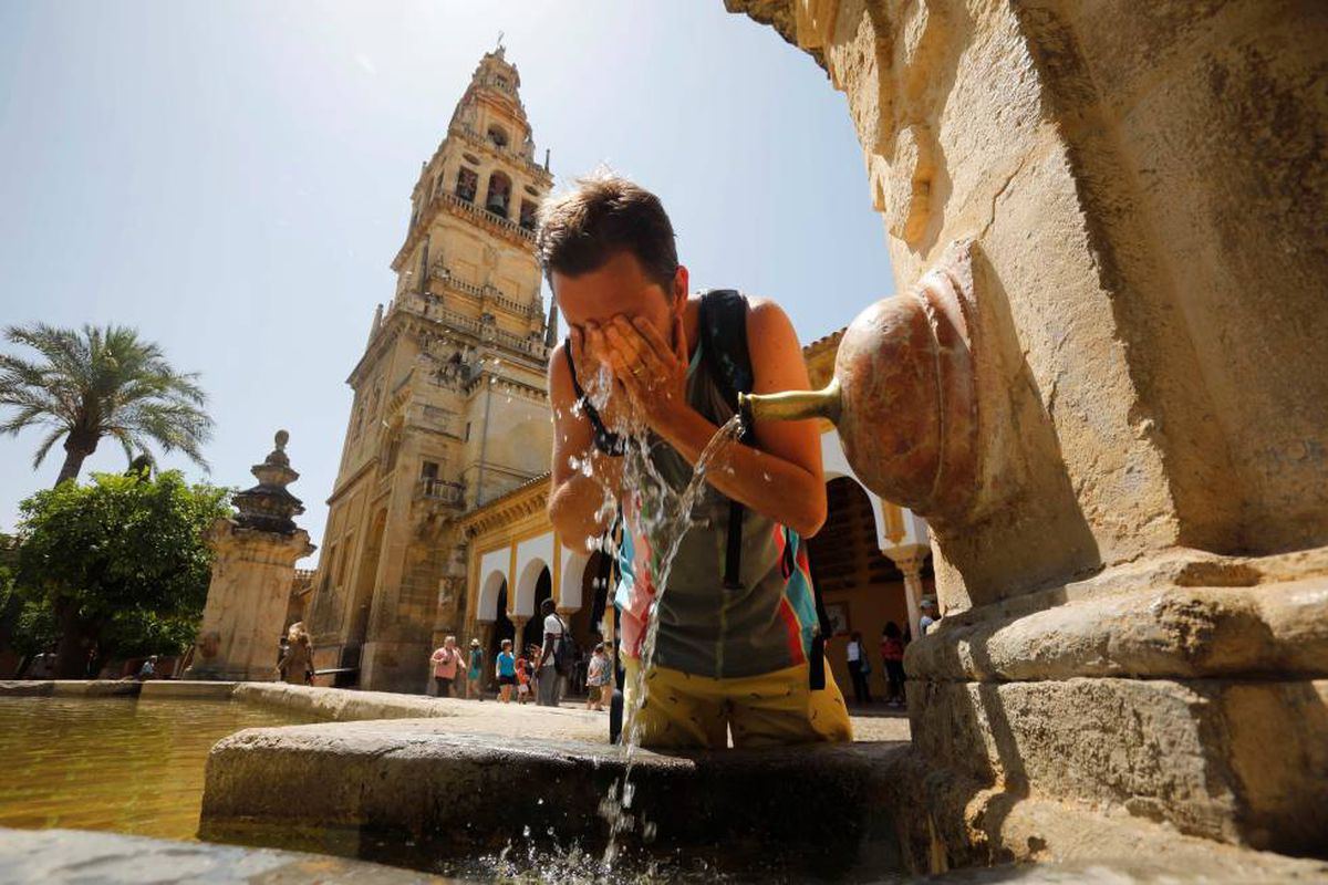 В Испании из-за сильной жары за шесть дней умерли 360 человек
