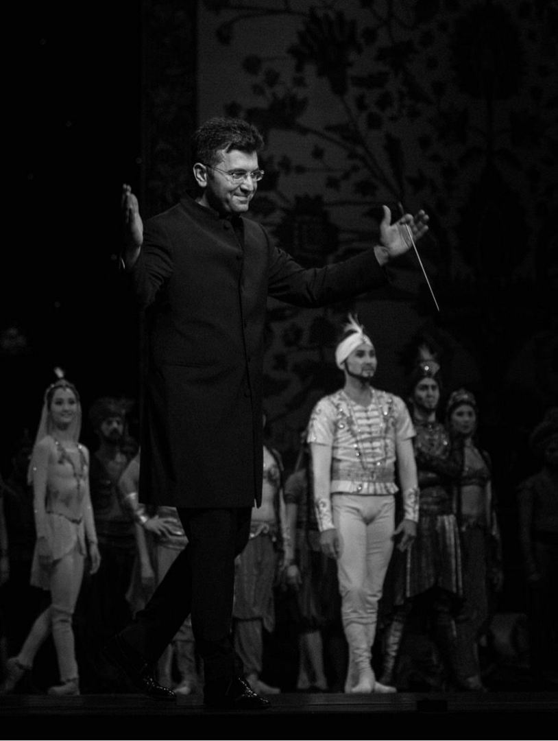 Санкт-Петербург ожидают грандиозные показы балета "Тысяча и одна ночь" Фикрета Амирова (ФОТО)