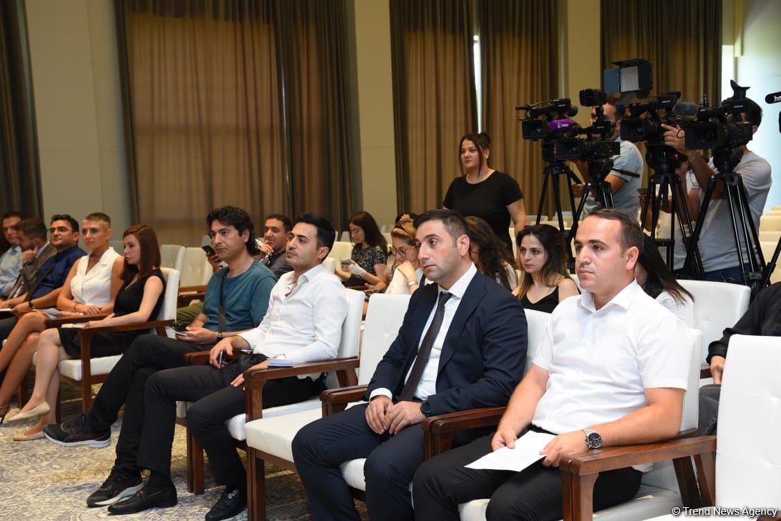 Назван срок начала использования юрлицами в Азербайджане цифровой подписи нового поколения (ФОТО)