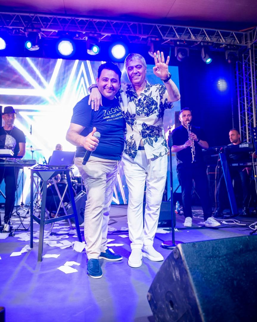 Çengiz Kurtoğlu Bakıdakı "Şazeli bahçe" festivalında konsertlə çixış edib (FOTO/VİDEO)