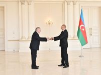 President Ilham Aliyev accepts credentials of incoming ambassador of Slovakia (PHOTO/VIDEO)