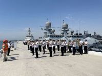 Корабли ВМС Казахстана вошли в бакинскую бухту (ФОТО)