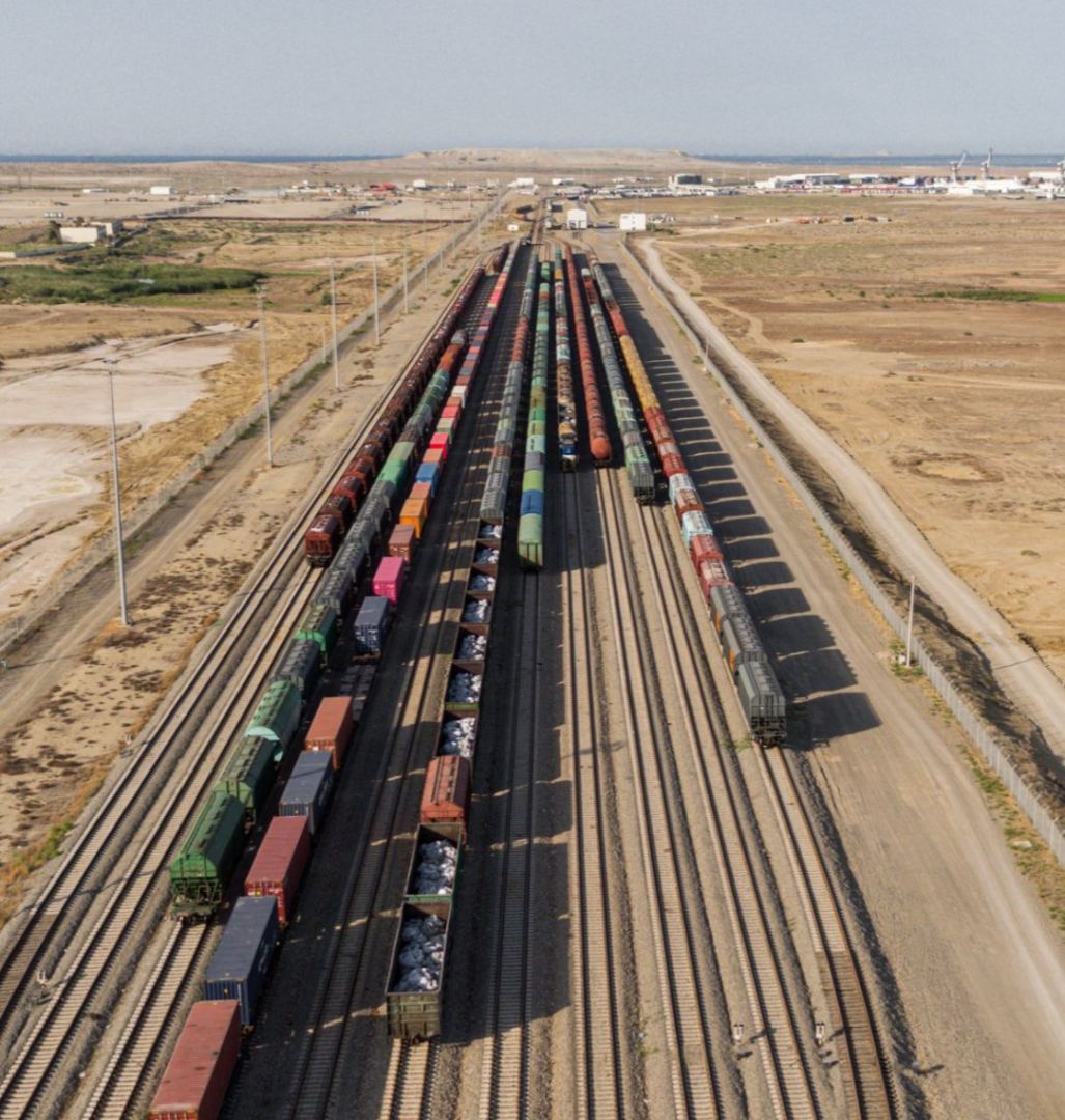 Возрос объем перевалки вагонов через Бакинский порт