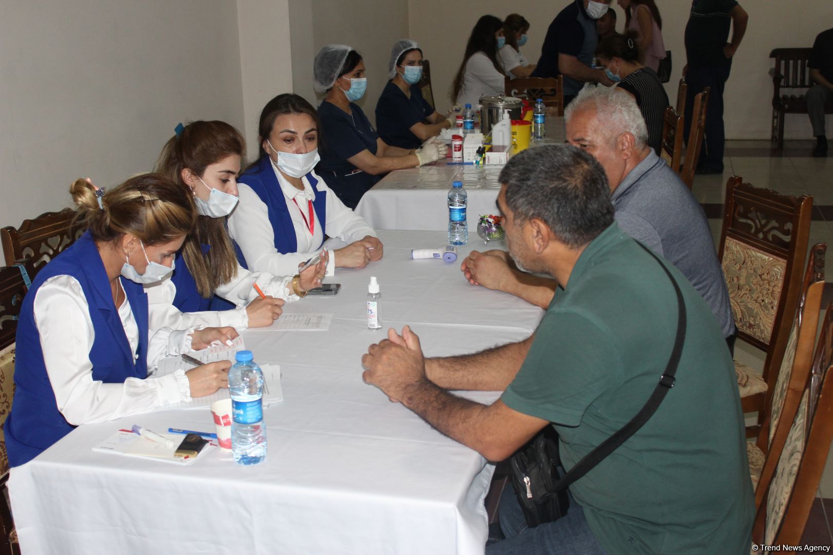 В Азербайджане в день Ашура проходит акция по сдаче донорской крови (ФОТО)